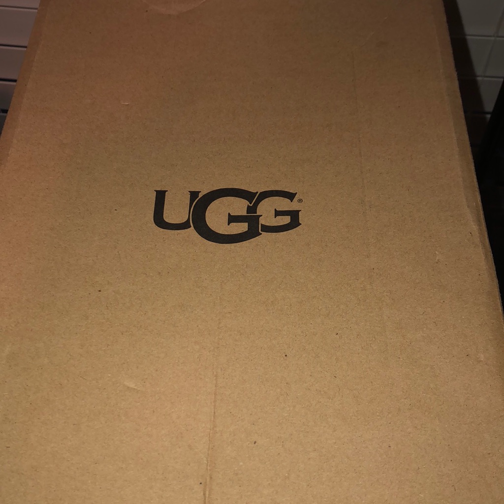 Ugg Mini